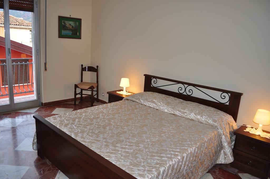 Casa Catena Francavilla di Sicilia Room photo